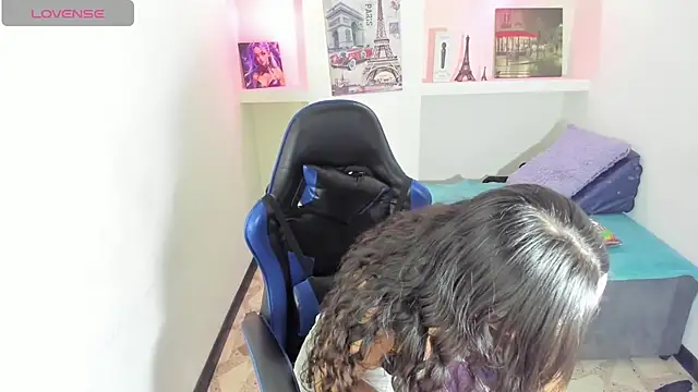 Catalehia Milk online show from September 21, 2025, 7:41 pm