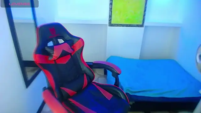 Catalehia Milk online show from March 12, 2025, 7:36 pm