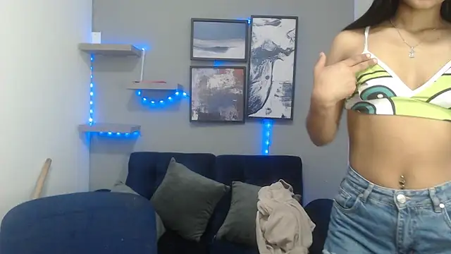 vainillaplaypussy online show from September 19, 2025, 12:31 pm