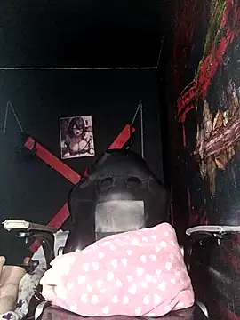 dark doll5 online show from February 11, 2026, 2:44 am