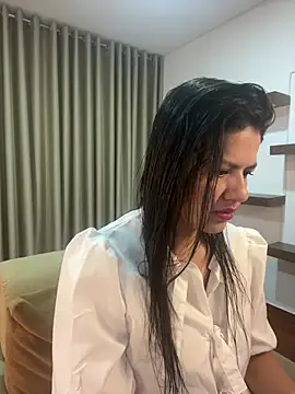 Alice Biel online show from March 12, 2025, 11:10 am