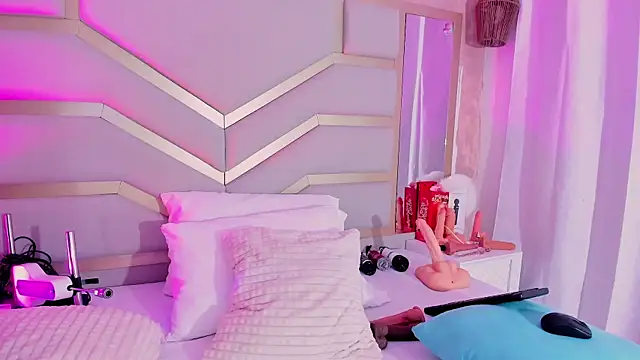 dollsweety online show from November 30, 2025, 1:06 am