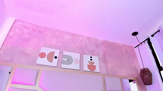 dollsweety online show from September 20, 2025, 1:27 pm