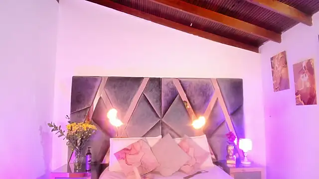 Snapshot of Sofi_Vasquez chatting on December 2, 2025, 8:43 pm Sofi Vasquez online show from December 2, 2025, 8:43 pm