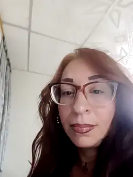 karlabarrera online show from March 12, 2025, 9:24 pm