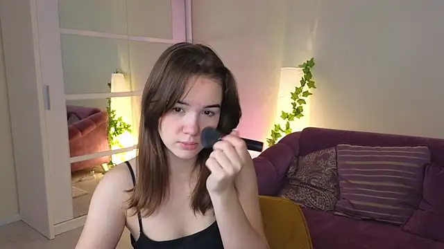 LindaRobertz online show from January 31, 2025, 7:07 am
