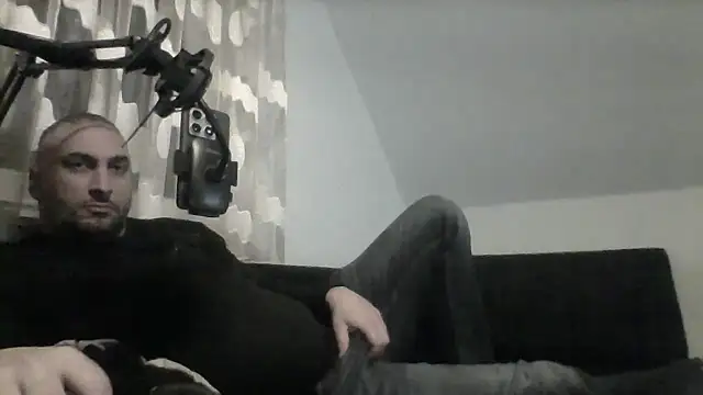 Snapshot of NewyorkDimi chatting on November 7, 2025, 3:11 am NewyorkDimi online show from November 7, 2025, 3:11 am