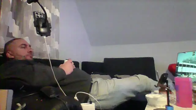 Snapshot of NewyorkDimi chatting on November 27, 2025, 1:28 am NewyorkDimi online show from November 27, 2025, 1:28 am