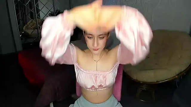 Snapshot of MelodyOfLovee chatting on December 30, 2024, 3:23 pm MelodyOfLovee online show from December 30, 2024, 3:23 pm