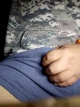 Snapshot of brandon-420sexo chatting on January 9, 2026, 11:06 am brandon-420sexo online show from January 9, 2026, 11:06 am