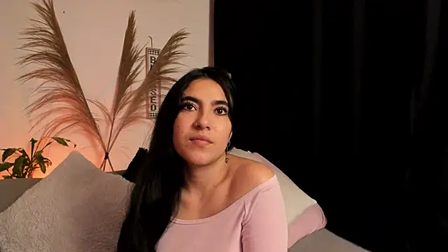 Serenity Day online show from November 13, 2025, 2:26 am