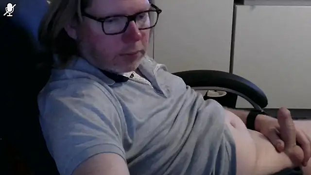 VSteph online show from June 4, 2026, 12:26 am