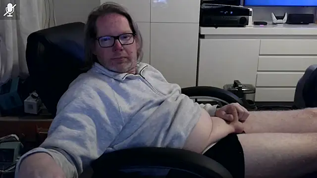 VSteph online show from March 26, 2026, 12:42 am