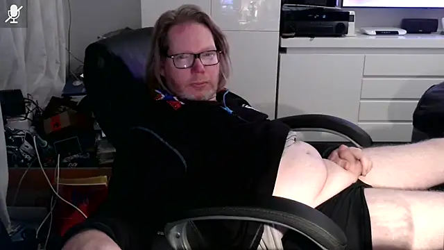 VSteph online show from November 14, 2025, 10:13 pm