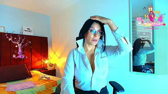 Zuzana21 online show from October 21, 2025, 12:37 pm