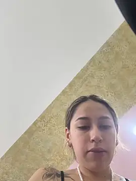 Snapshot of PandoraRider chatting on October 30, 2025, 1:09 pm PandoraRider online show from October 30, 2025, 1:09 pm