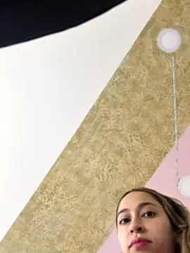 Snapshot of PandoraRider chatting on October 25, 2025, 1:12 pm PandoraRider online show from October 25, 2025, 1:12 pm