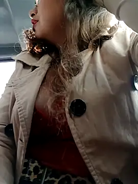 LIA  23 online show from February 4, 2025, 4:29 pm