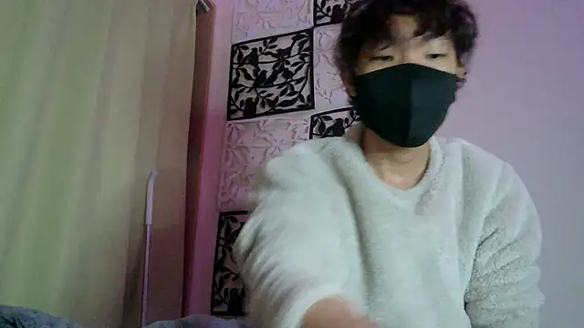 Snapshot of UKI06 chatting on January 19, 2025, 3:53 pm UKI06 online show from January 19, 2025, 3:53 pm