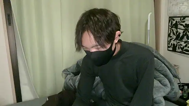 Snapshot of UKI06 chatting on December 16, 2024, 12:49 pm UKI06 online show from December 16, 2024, 12:49 pm