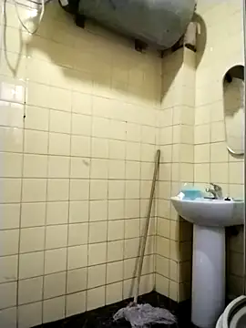 Polygamist online show from February 23, 2026, 5:09 am