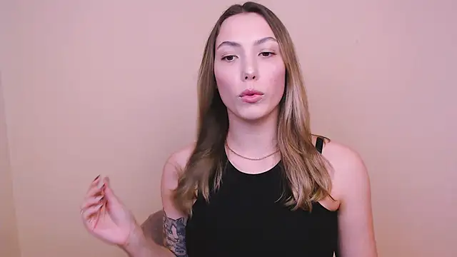 VanessaMay  online show from February 6, 2025, 8:34 pm