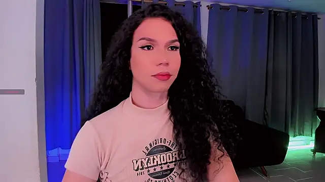 Snapshot of gatitavenecis chatting on May 22, 2026, 8:23 am gatitavenecis online show from May 22, 2026, 8:23 am