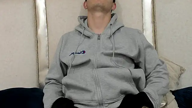 Sexx onn fire online show from March 7, 2025, 3:39 pm