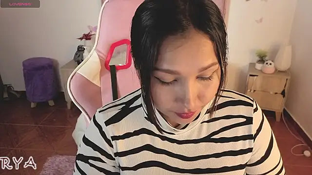 Snapshot of Diosa-afrodita chatting on February 5, 2026, 2:51 am Diosa-afrodita online show from February 5, 2026, 2:51 am