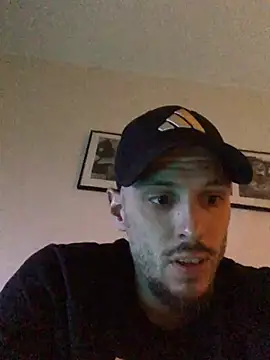 denz9209 online show from March 14, 2025, 11:43 pm