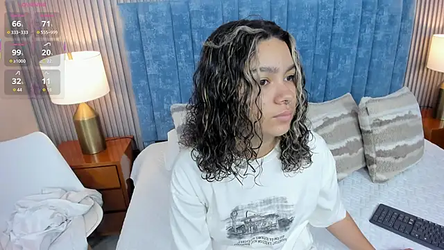 pretty sunlight  online show from February 21, 2026, 1:29 am