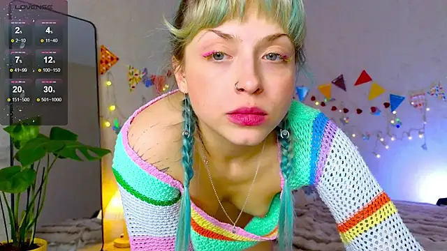 lavenderluxe online show from November 24, 2025, 12:27 pm