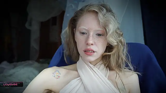  Phantom thread  online show from October 13, 2025, 10:06 am