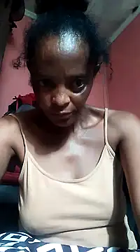sweets 80 online show from February 15, 2025, 6:33 am