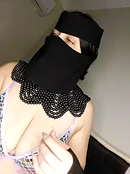 -Arab milf- online show from March 13, 2025, 6:16 am