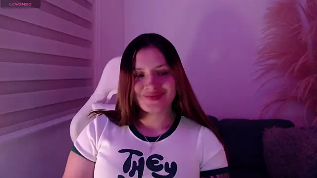 Abby gaiil online show from October 31, 2025, 3:47 am