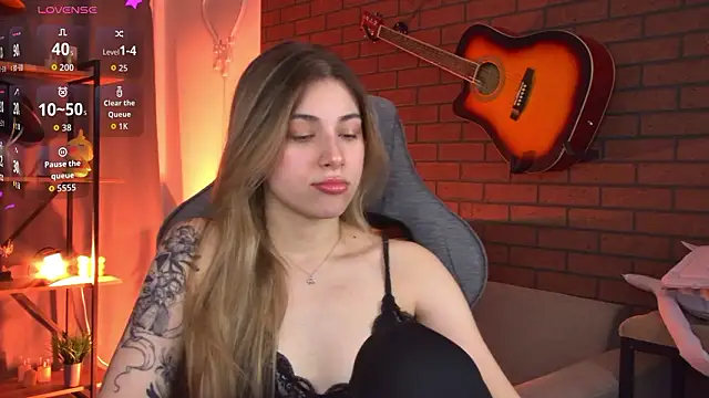 Snapshot of EllieCutes chatting on March 2, 2026, 7:15 am EllieCutes online show from March 2, 2026, 7:15 am