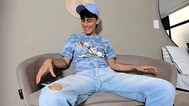 Huge latin cock online show from February 9, 2025, 9:06 pm