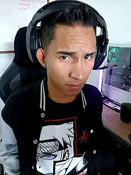 Snapshot of MillersKink chatting on September 19, 2025, 7:51 pm MillersKink online show from September 19, 2025, 7:51 pm