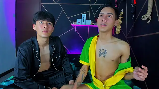 Snapshot of MillersKink chatting on March 9, 2025, 8:21 pm MillersKink online show from March 9, 2025, 8:21 pm