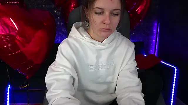 MaribelRiverr  online show from February 14, 2025, 6:34 am