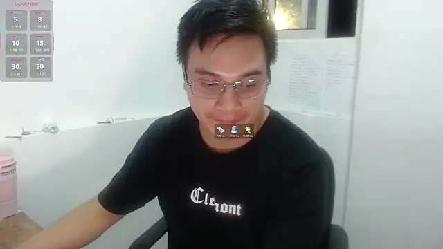 Snapshot of ahntony__69 chatting on July 1, 2026, 4:46 am ahntony 69 online show from July 1, 2026, 4:46 am