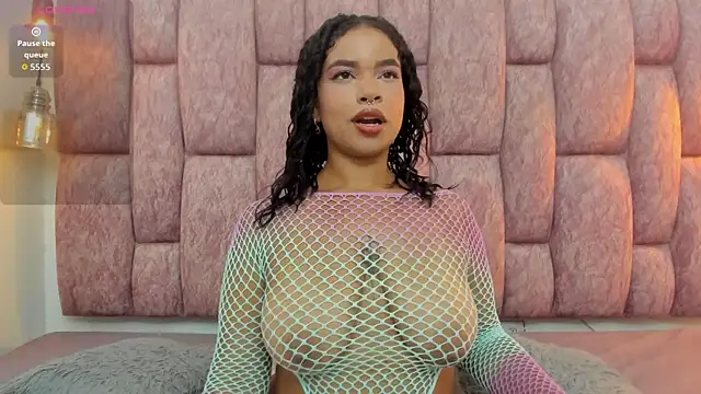 britanny-collyns online show from May 13, 2026, 7:43 pm