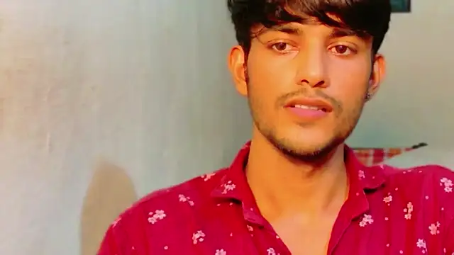 kingkartik7 online show from May 25, 2026, 5:11 pm