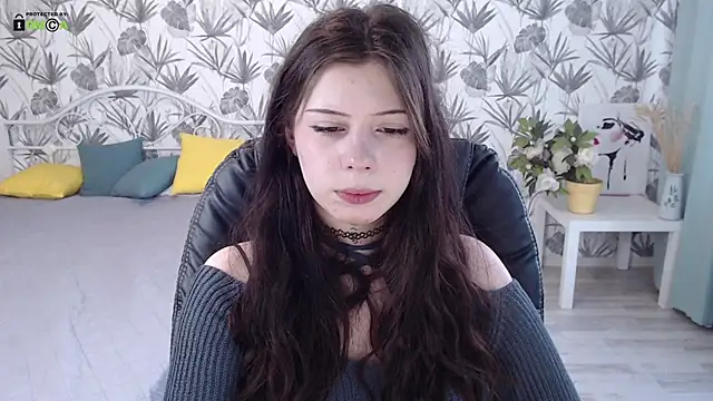 AliceWillsen online show from December 15, 2024, 6:51 am