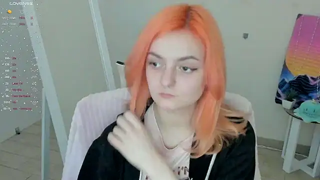 Snapshot of Fire_Bestie chatting on February 5, 2026, 2:35 pm Fire Bestie online show from February 5, 2026, 2:35 pm