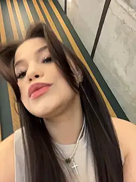 Snapshot of Chloe__Moon chatting on November 20, 2025, 3:34 pm Chloe Moon online show from November 20, 2025, 3:34 pm