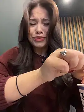 Chloe  Moon online show from December 19, 2025, 2:08 pm