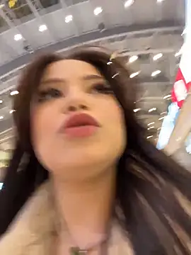 Snapshot of Chloe__Moon chatting on November 26, 2025, 2:28 pm Chloe Moon online show from November 26, 2025, 2:28 pm