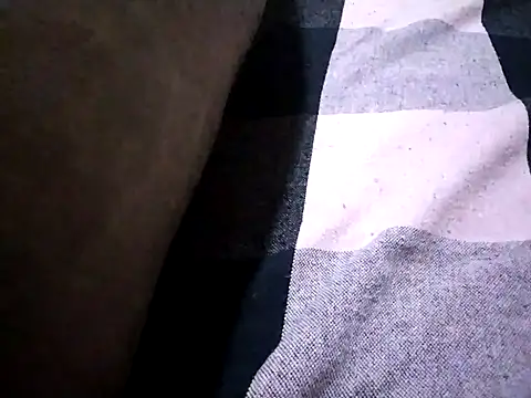 nikini1621 online show from November 22, 2025, 2:05 pm